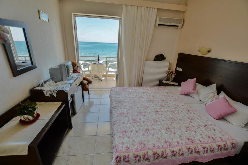 Hotel Achillion ماكريغيالوس المظهر الخارجي الصورة