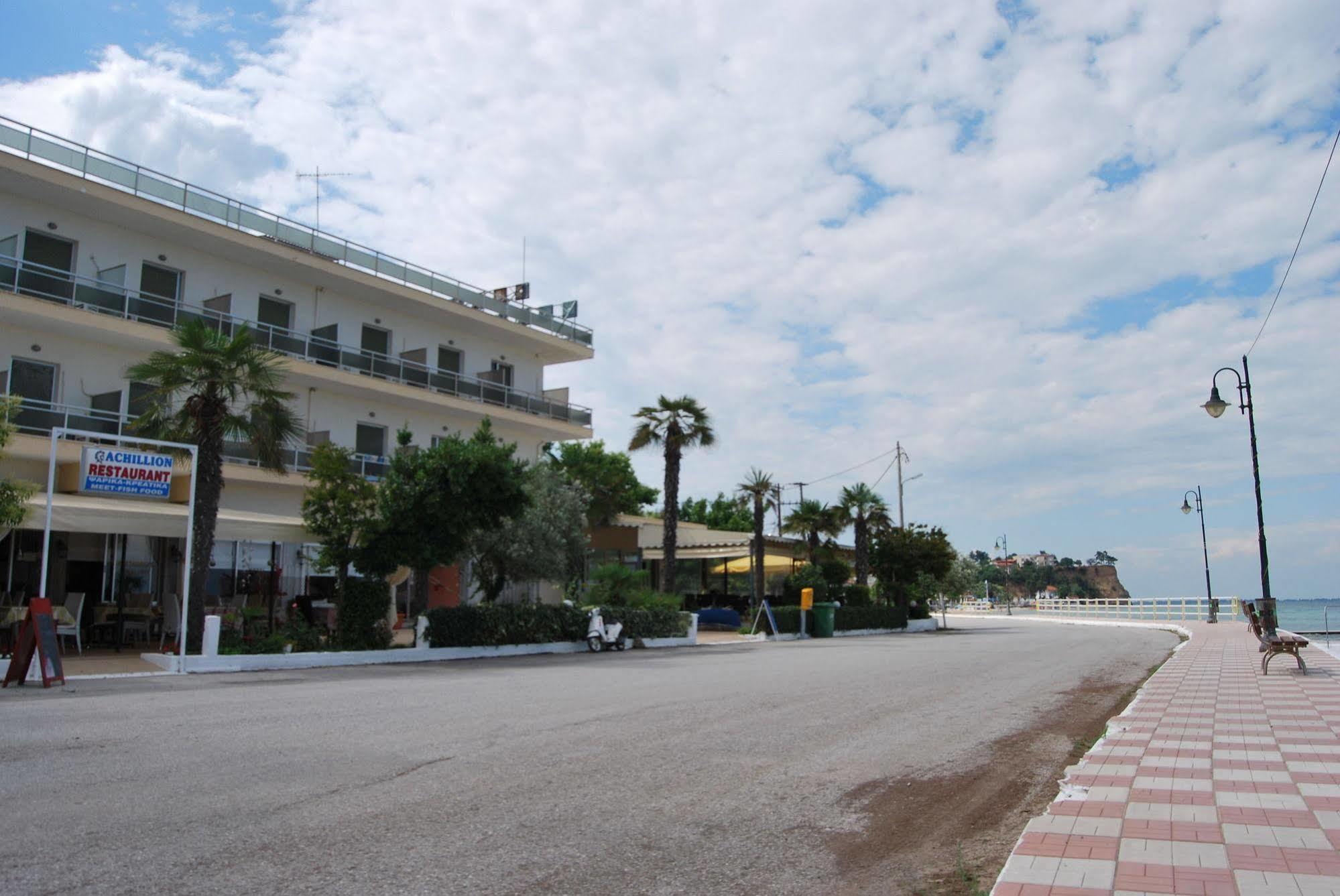 Hotel Achillion ماكريغيالوس المظهر الخارجي الصورة